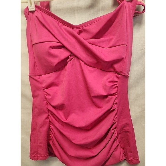 Slimming SHAPE BENEFITS by CHADWICKS 1 Pc Pink Size 10 T Halter Bathing suit top - Picture 2 of 5